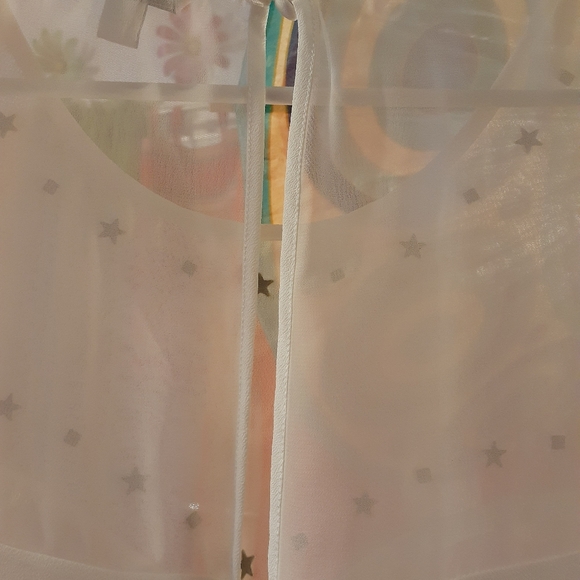 Top/Blouse - Picture 7 of 8